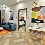 The Metropole Apartment Complex Opera-Galleria-Crest